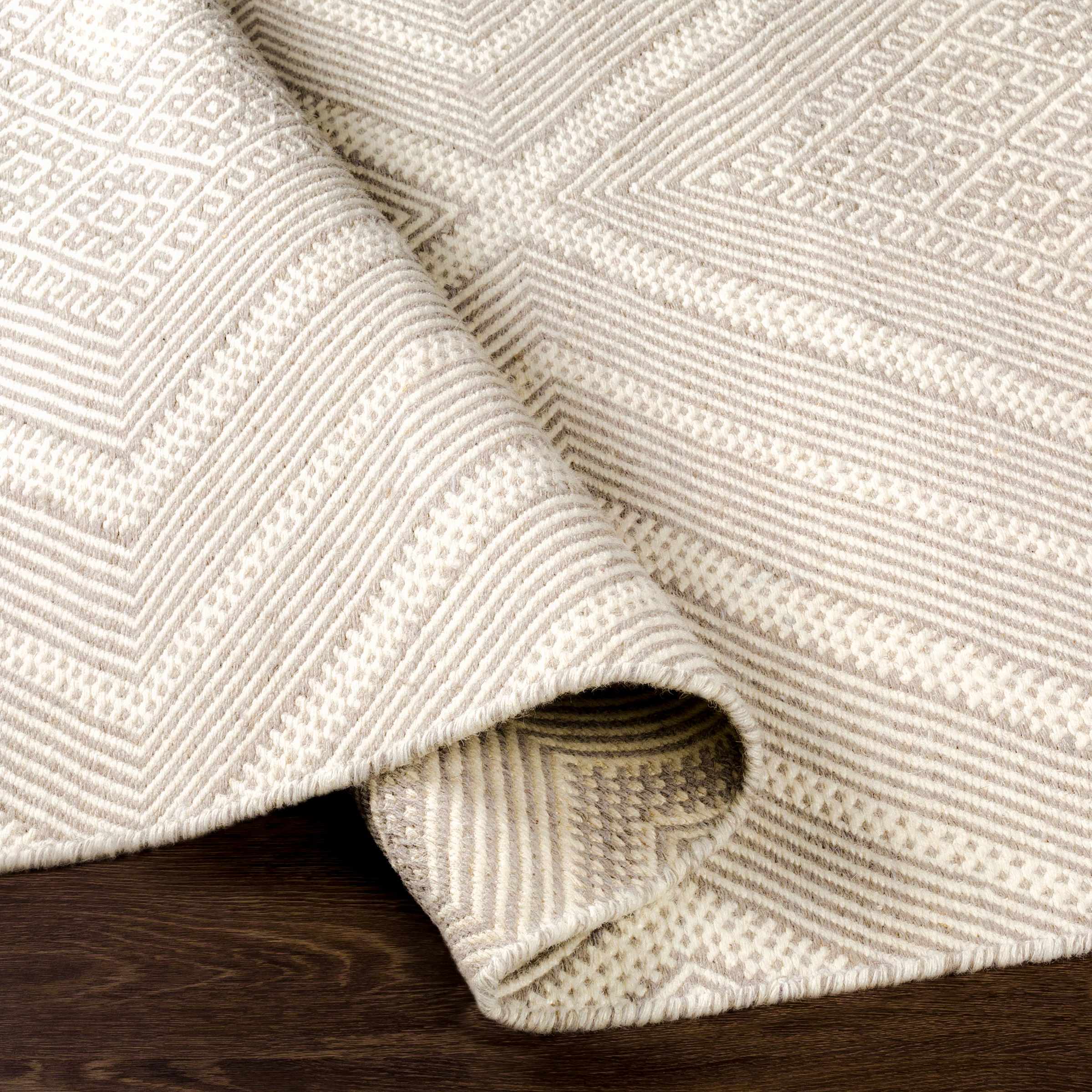 Olur Runner Rug