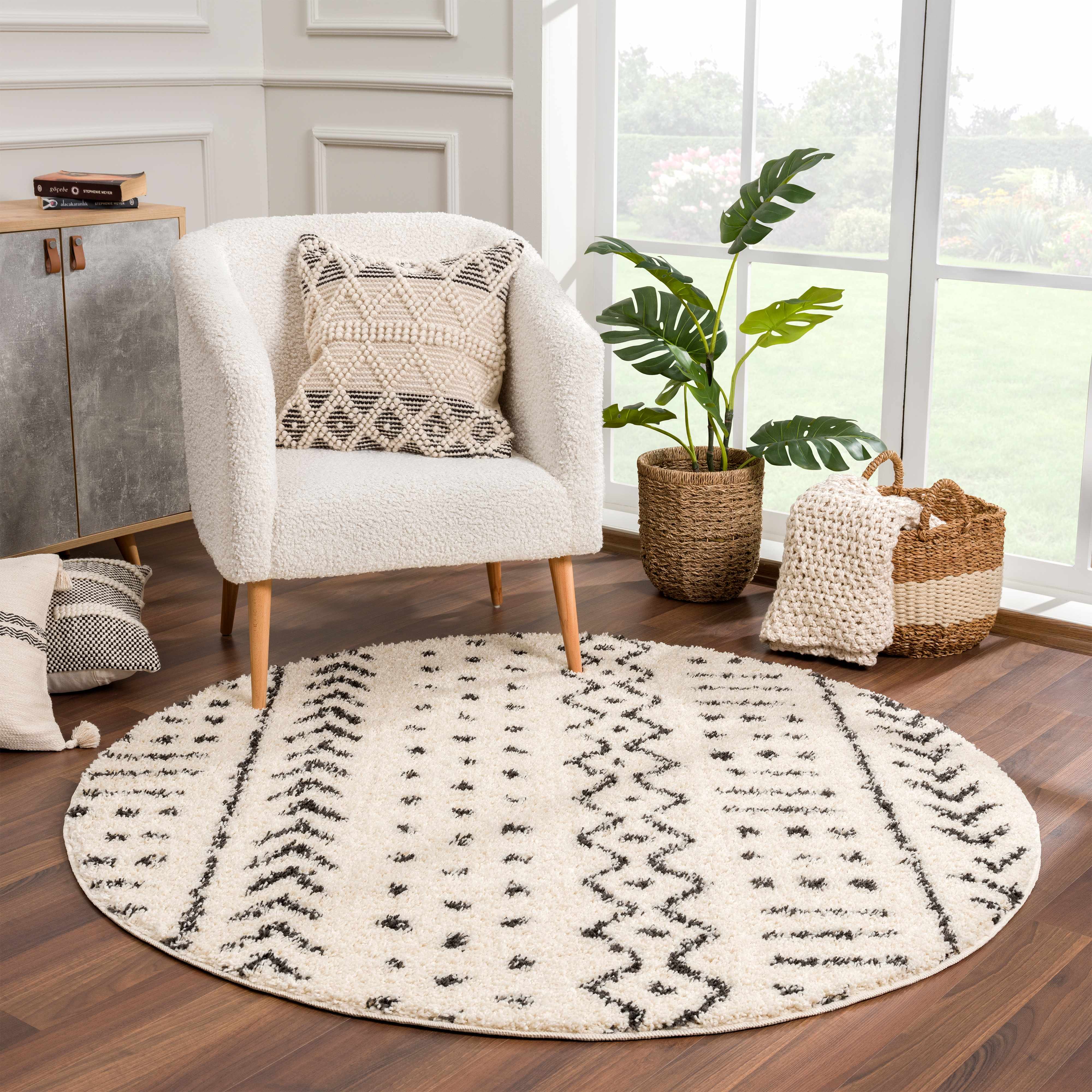 Hauppauge Runner Rug