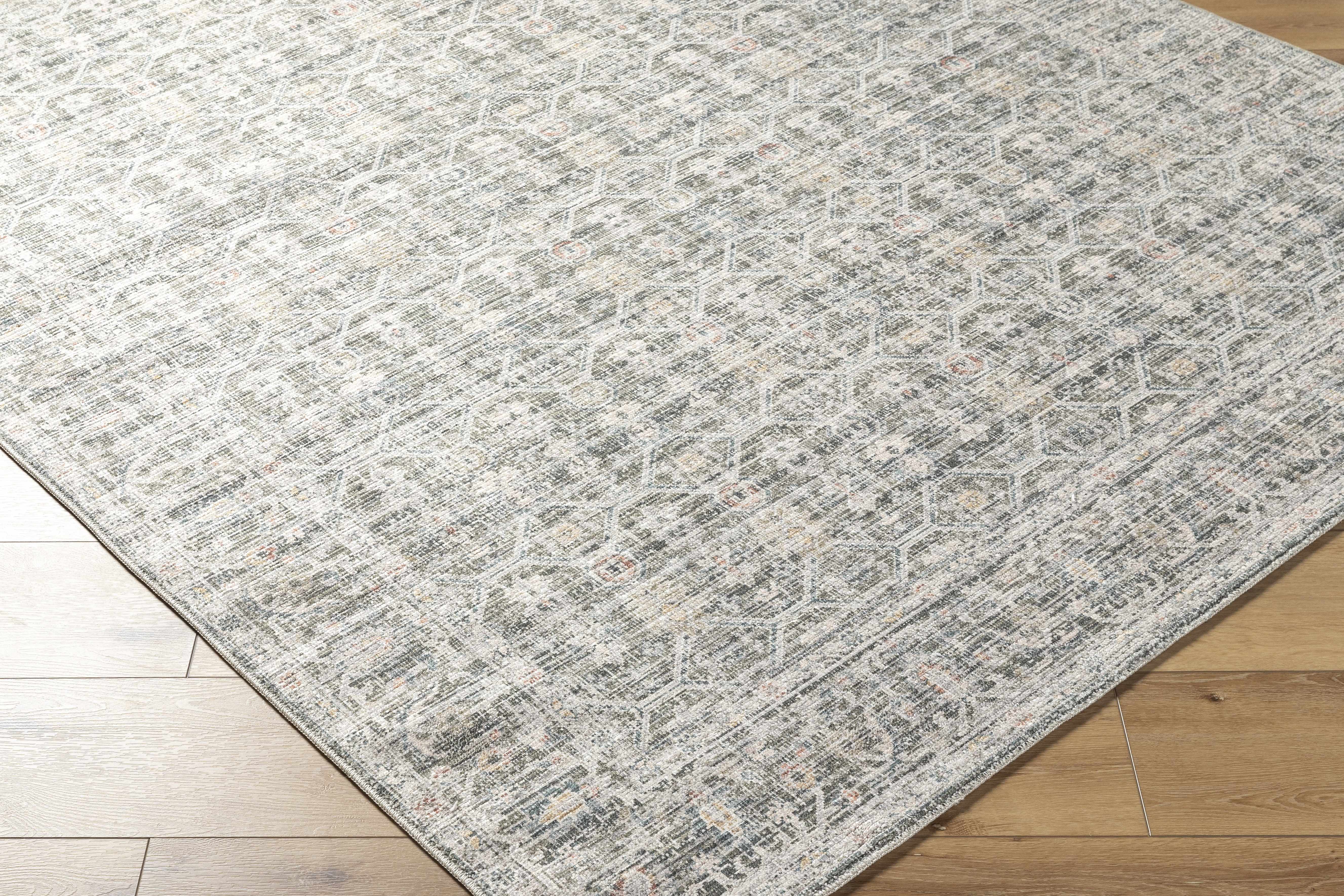 Kaili Area Rug