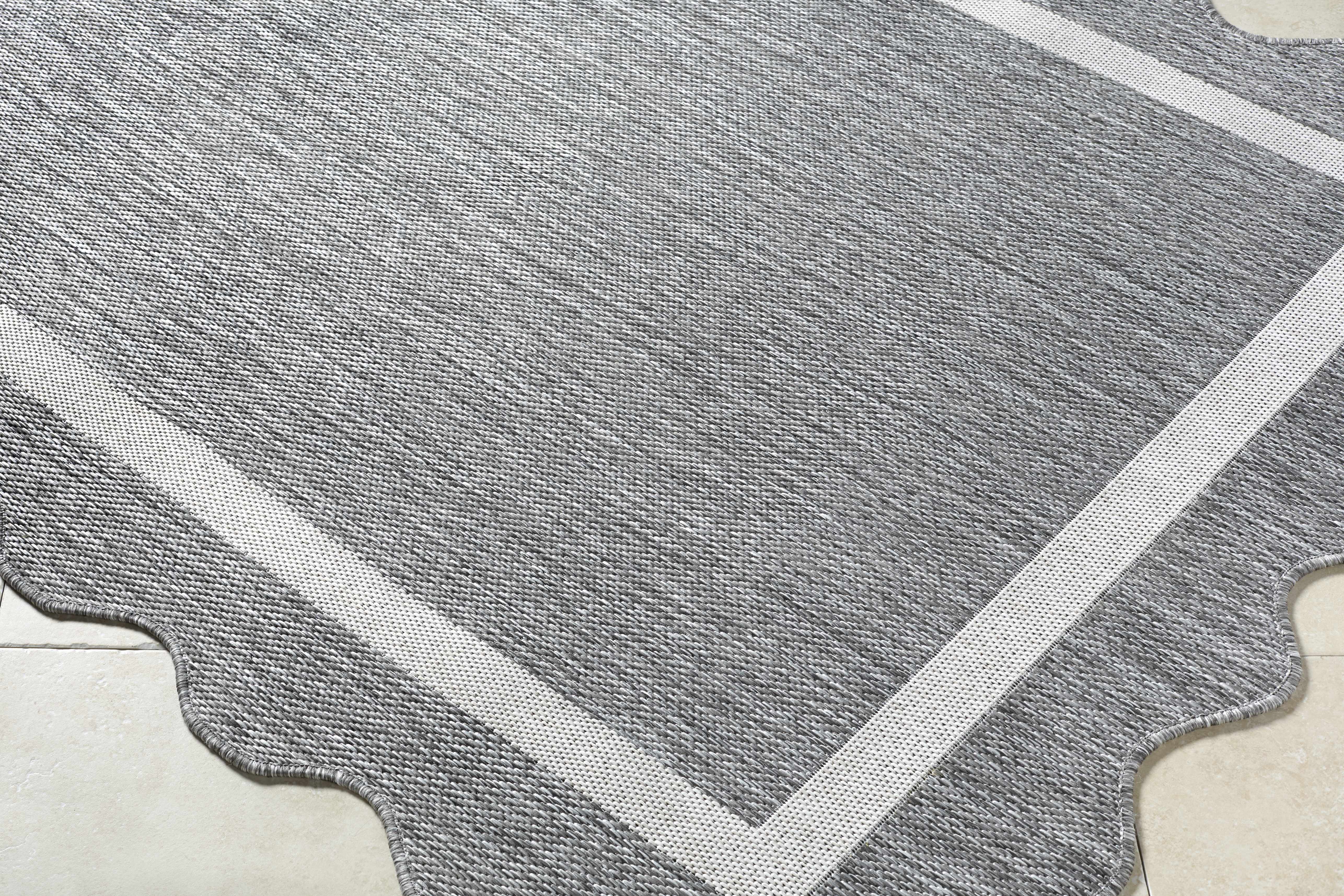 Varro Area Rug