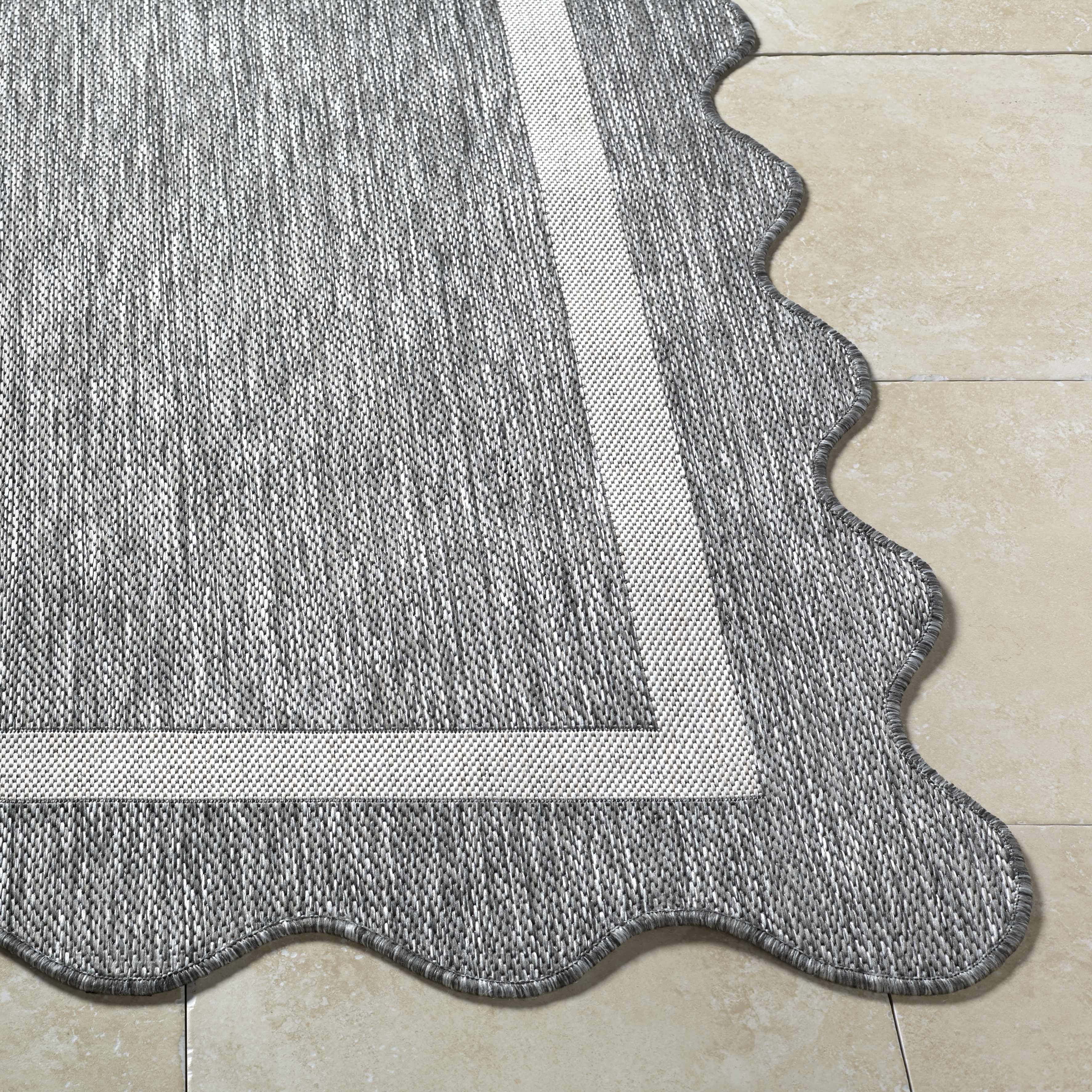 Varro Area Rug