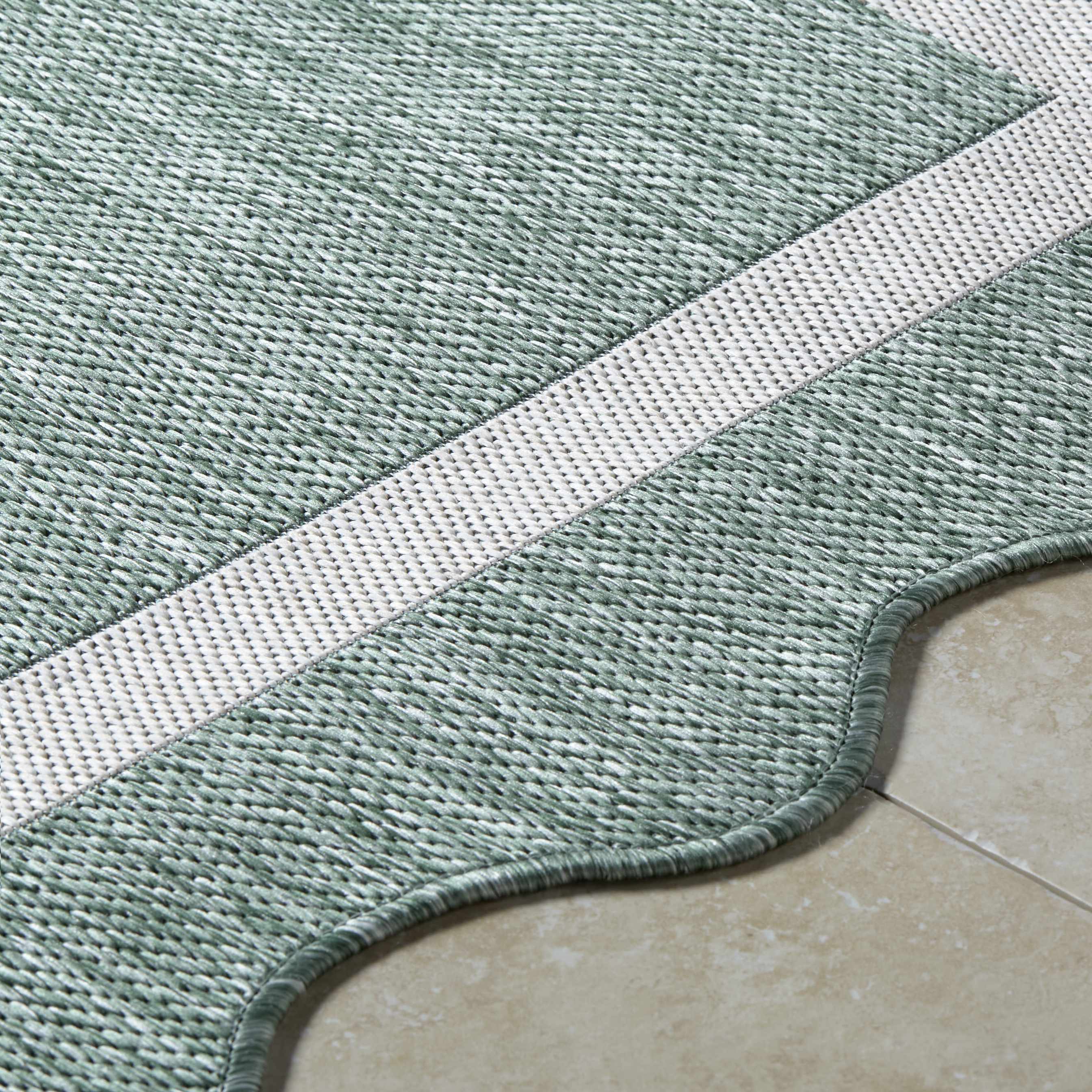 Varro Area Rug