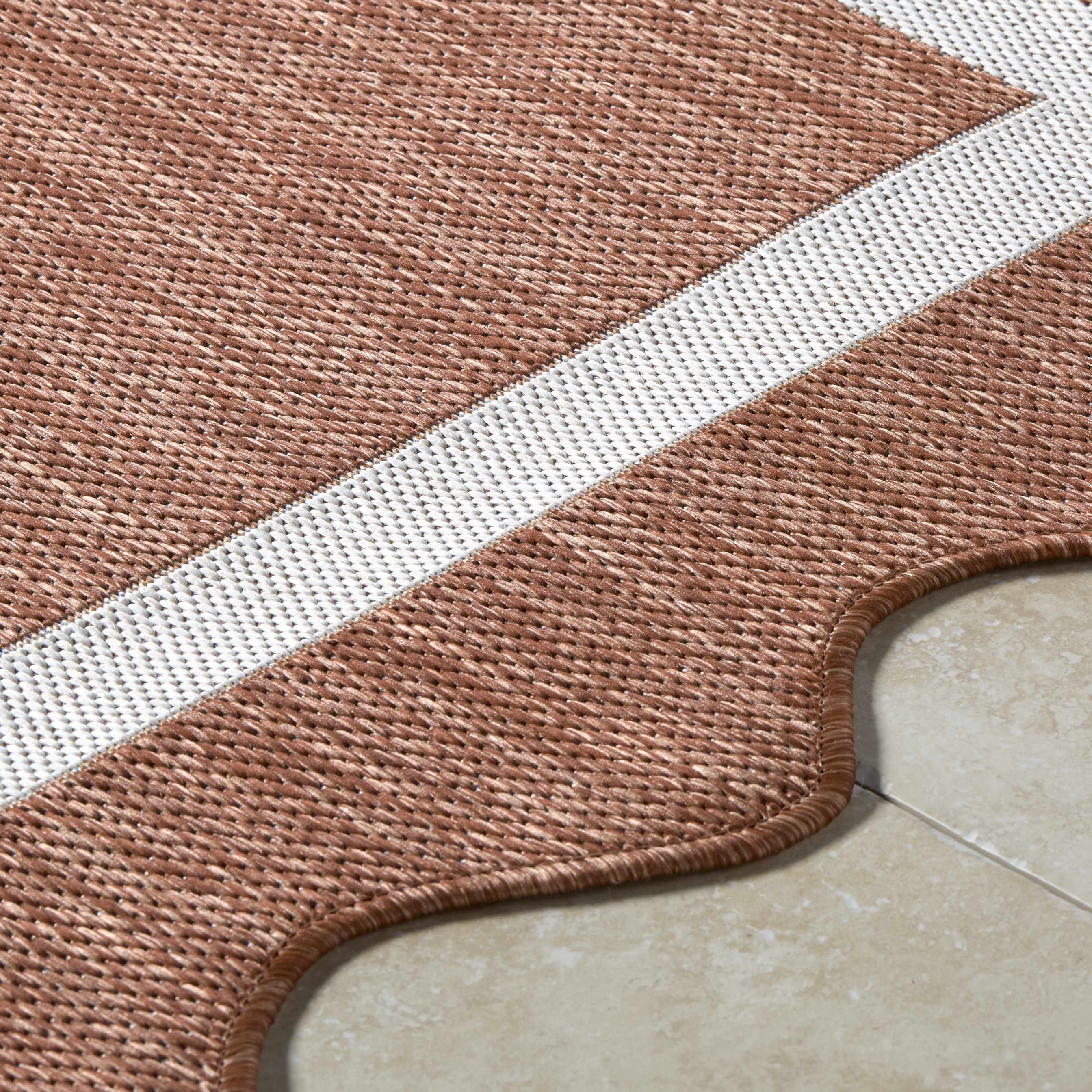 Varro Area Rug