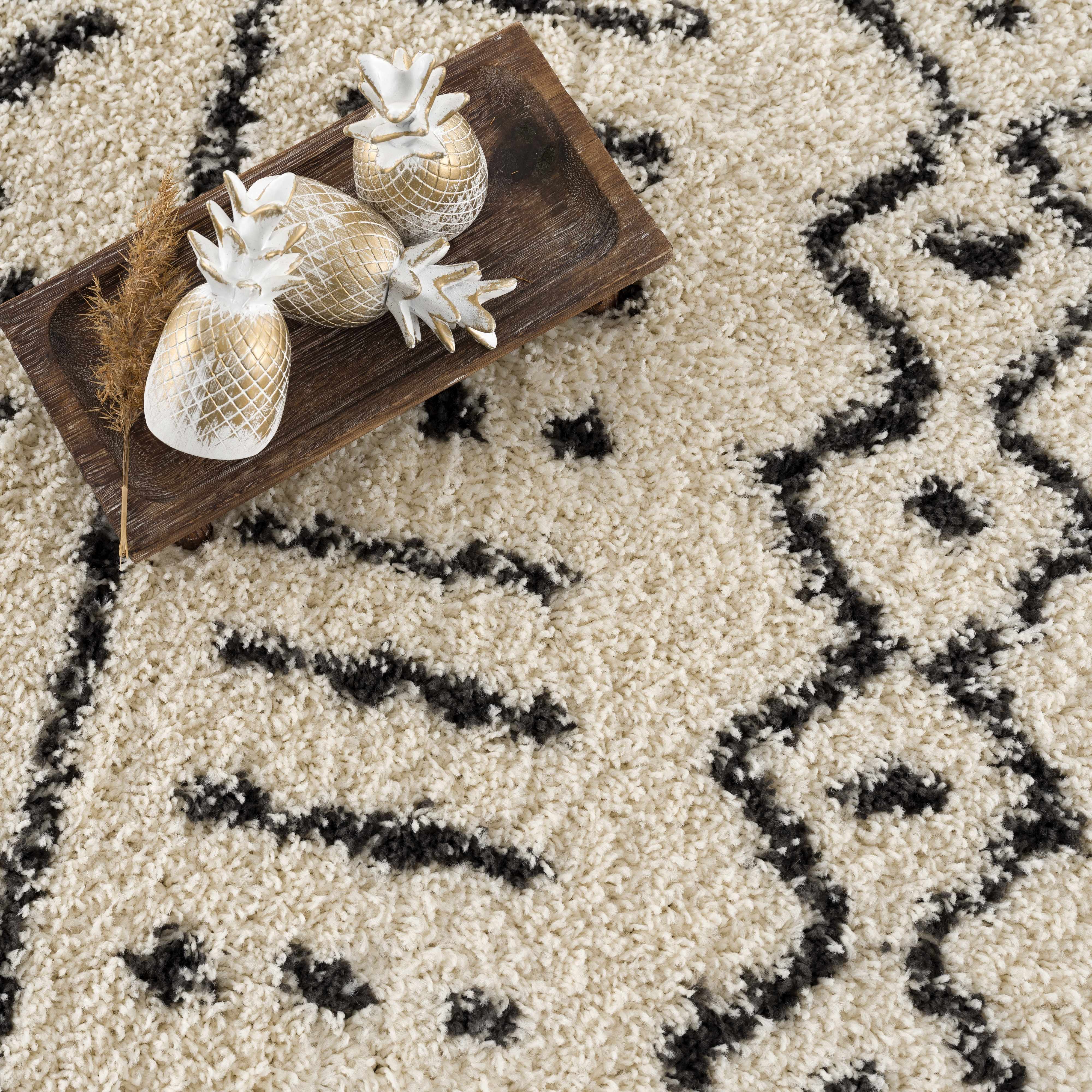 Hauppauge Runner Rug