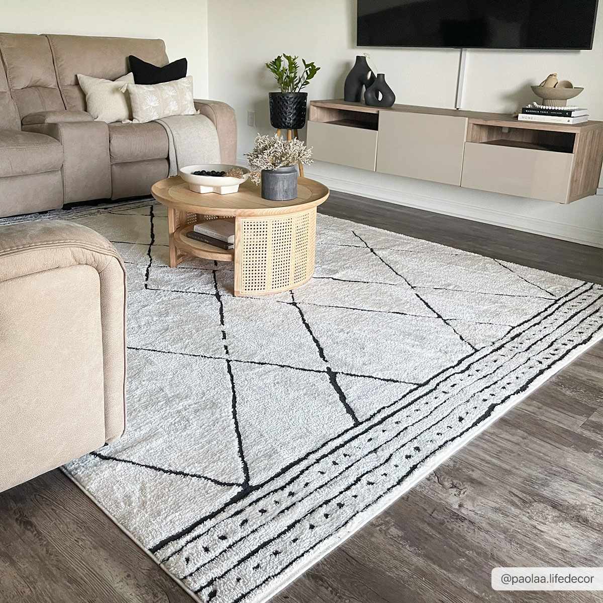 Keone Black & White Runner Rug