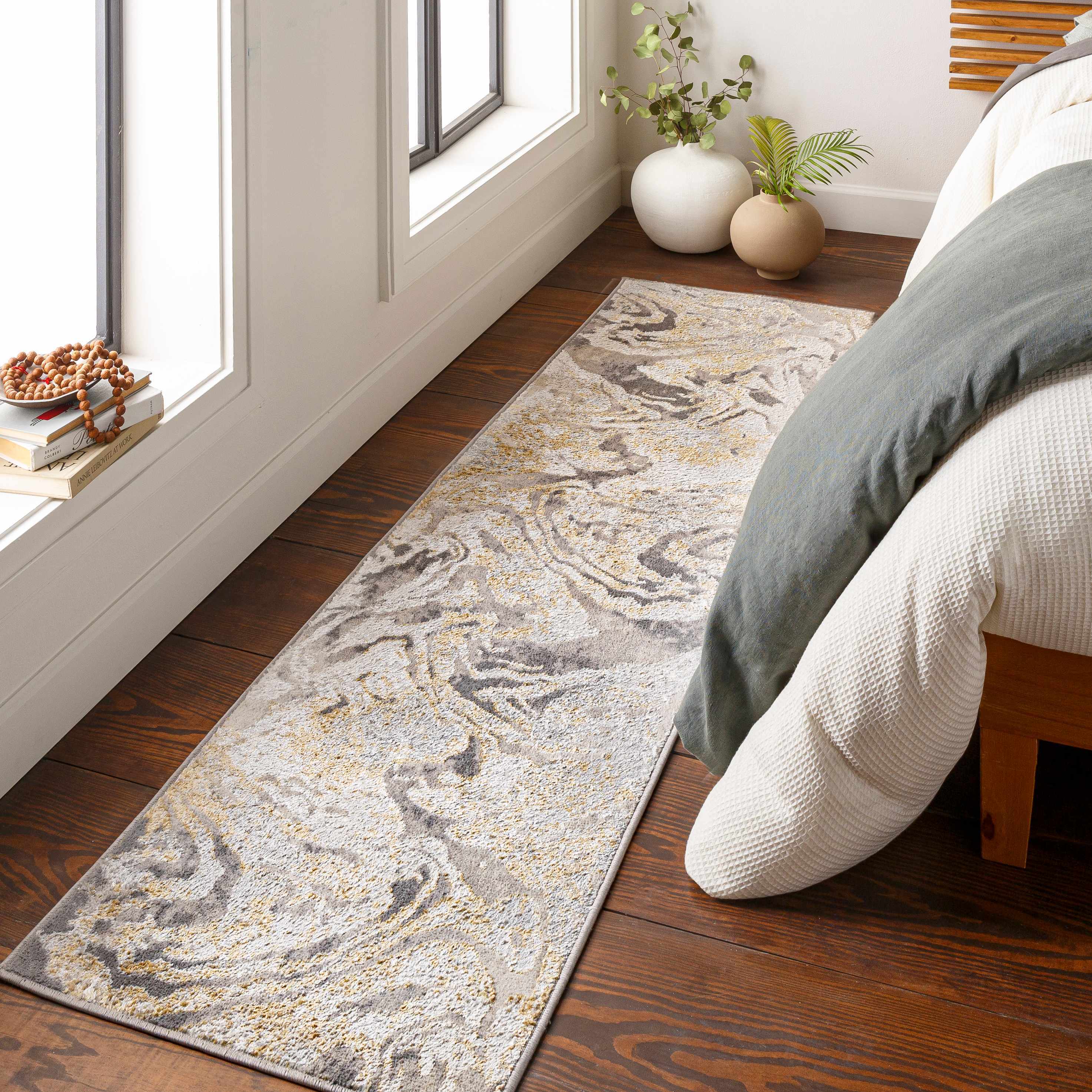 Lapinig Runner Rug