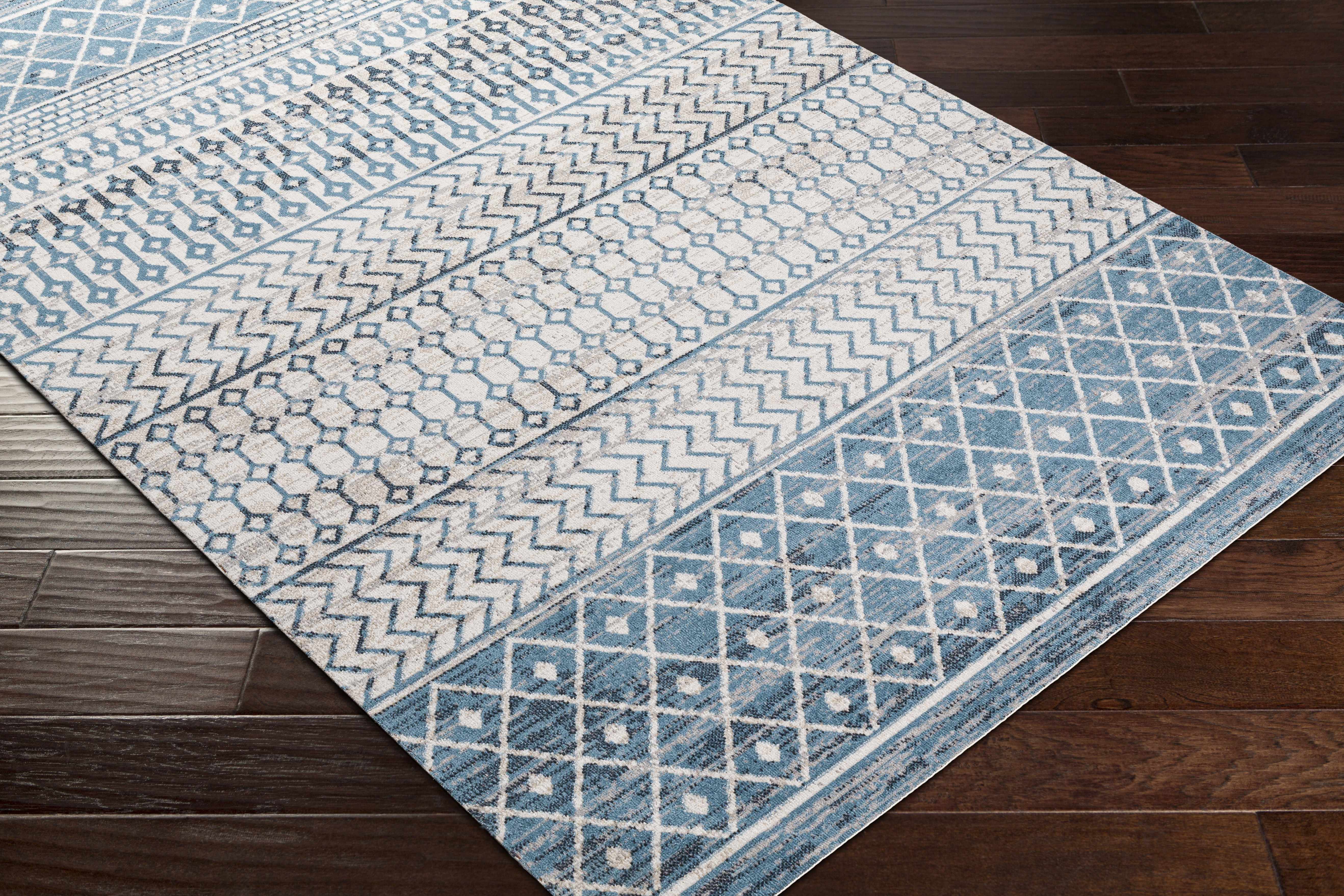 Pinamopoan Washable Runner Rug