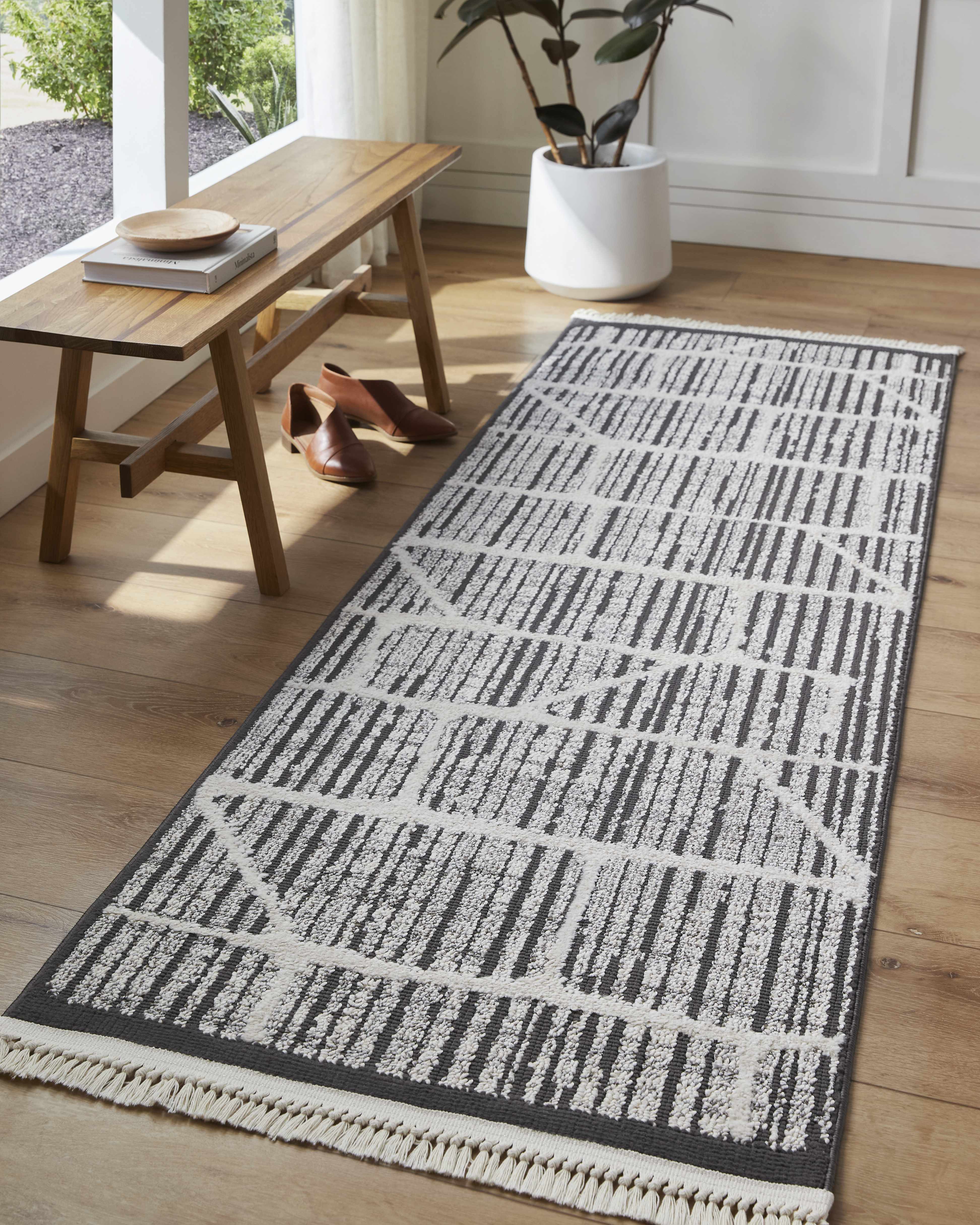 Akemi Runner Rug