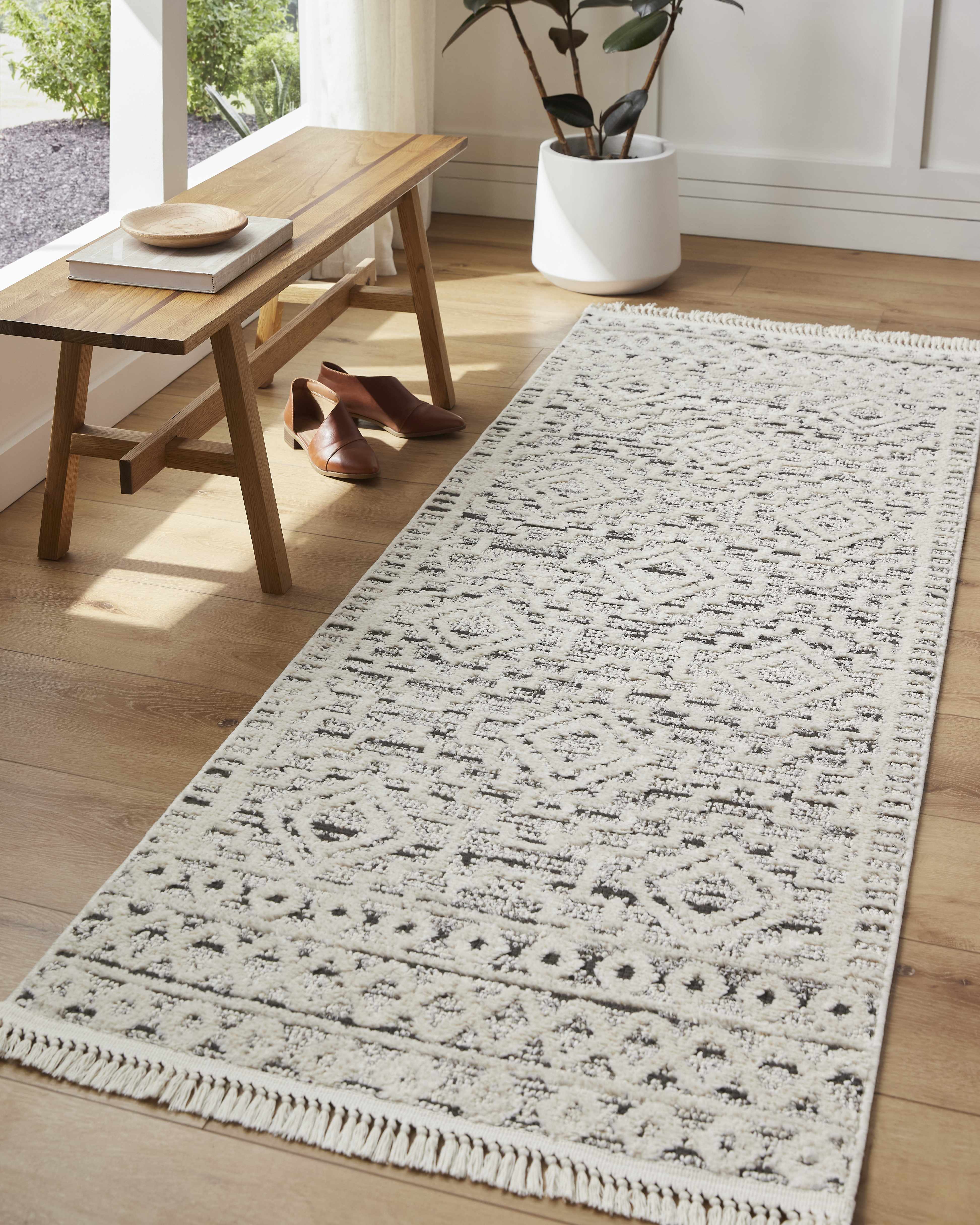 Chrishauna Runner Rug