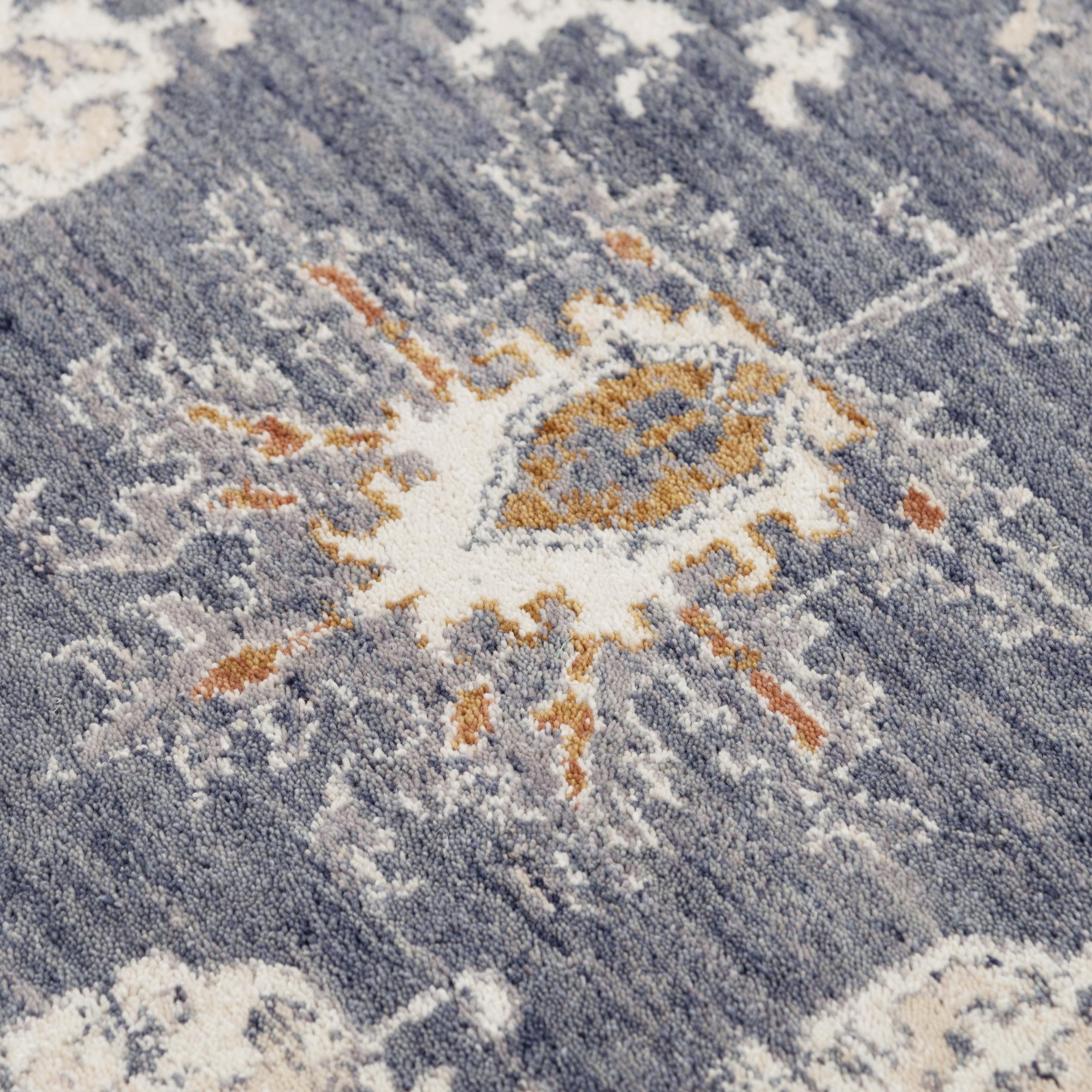 Rizzy VRA750 Runner Rug Area Rug