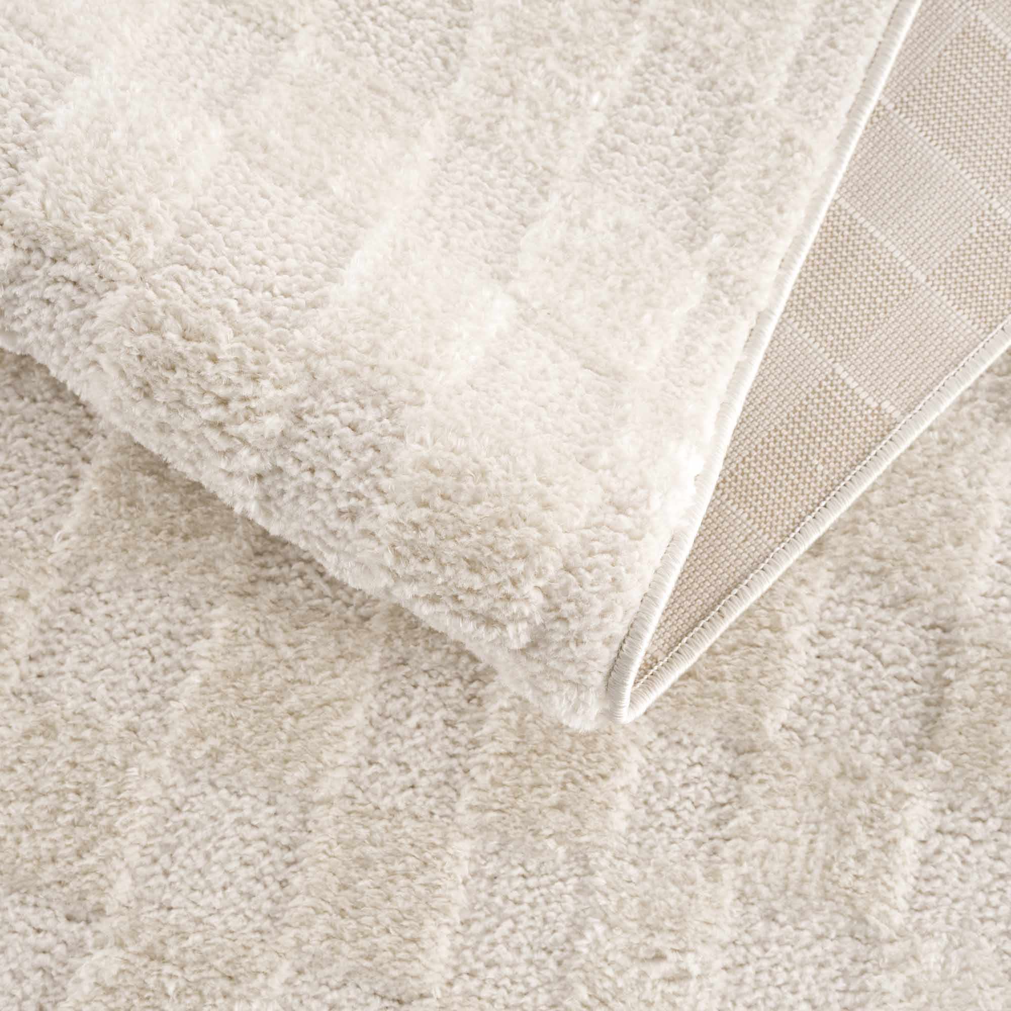 Keesa Checkered Runner Rug