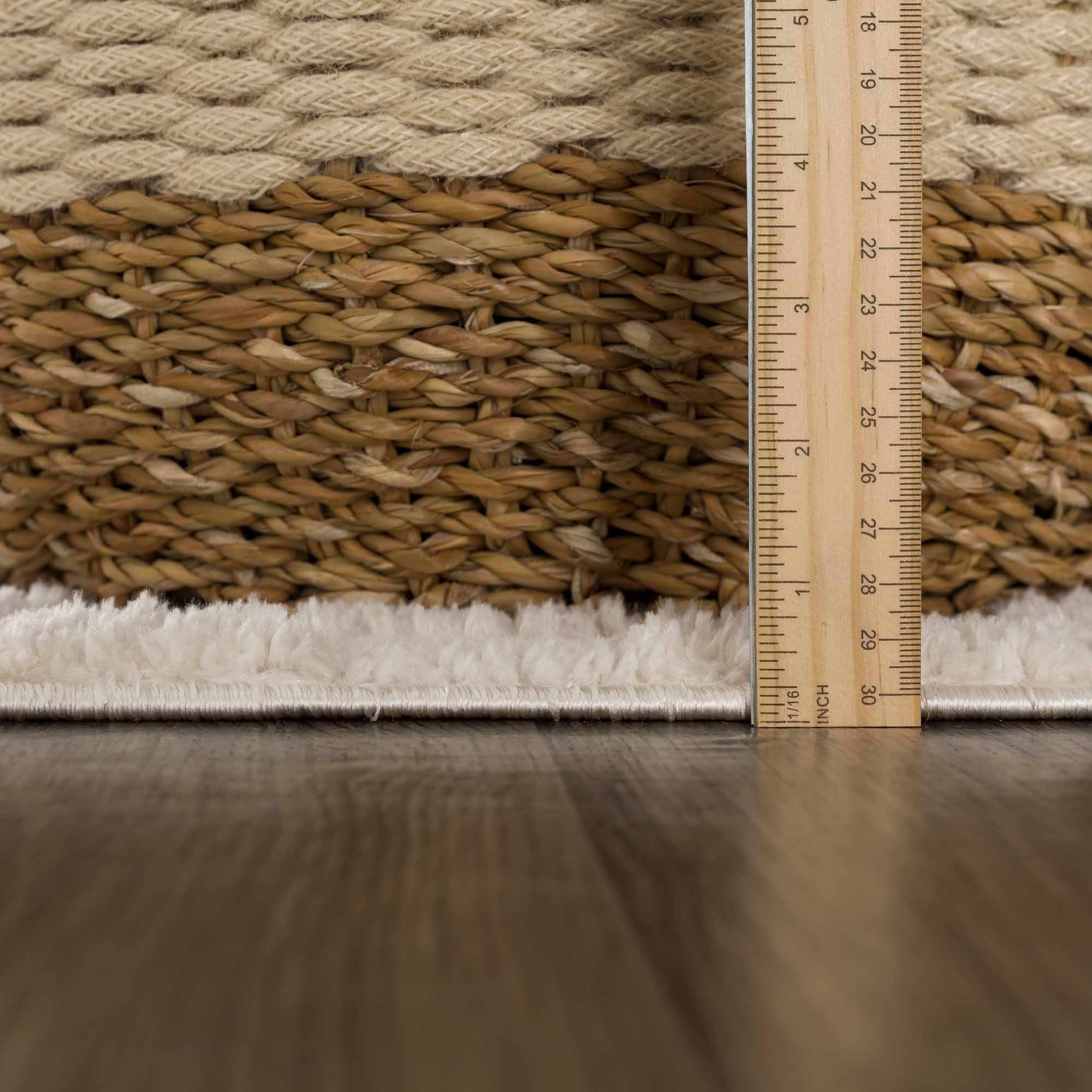 Keesa Checkered Runner Rug