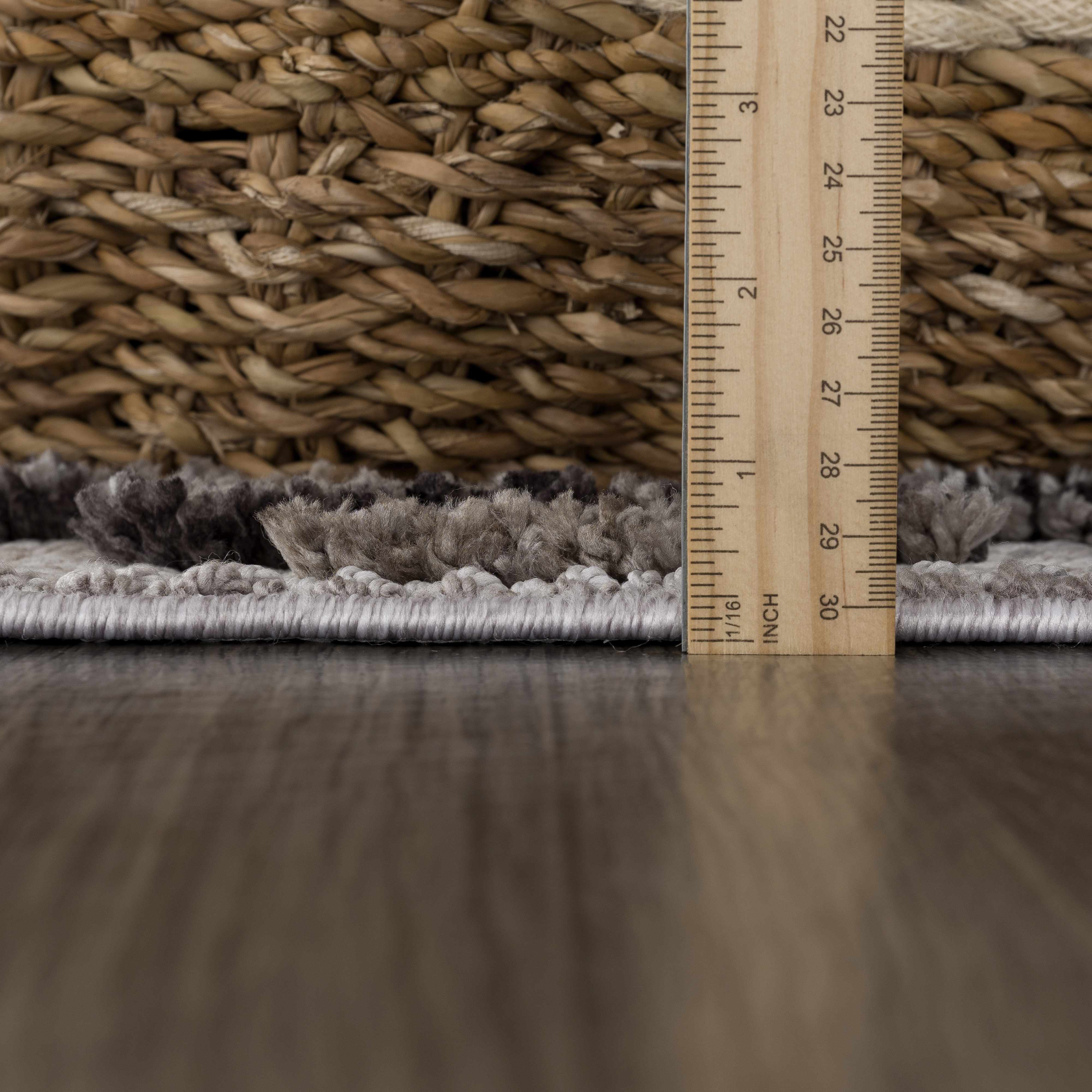 Cabarroguis Runner Rug