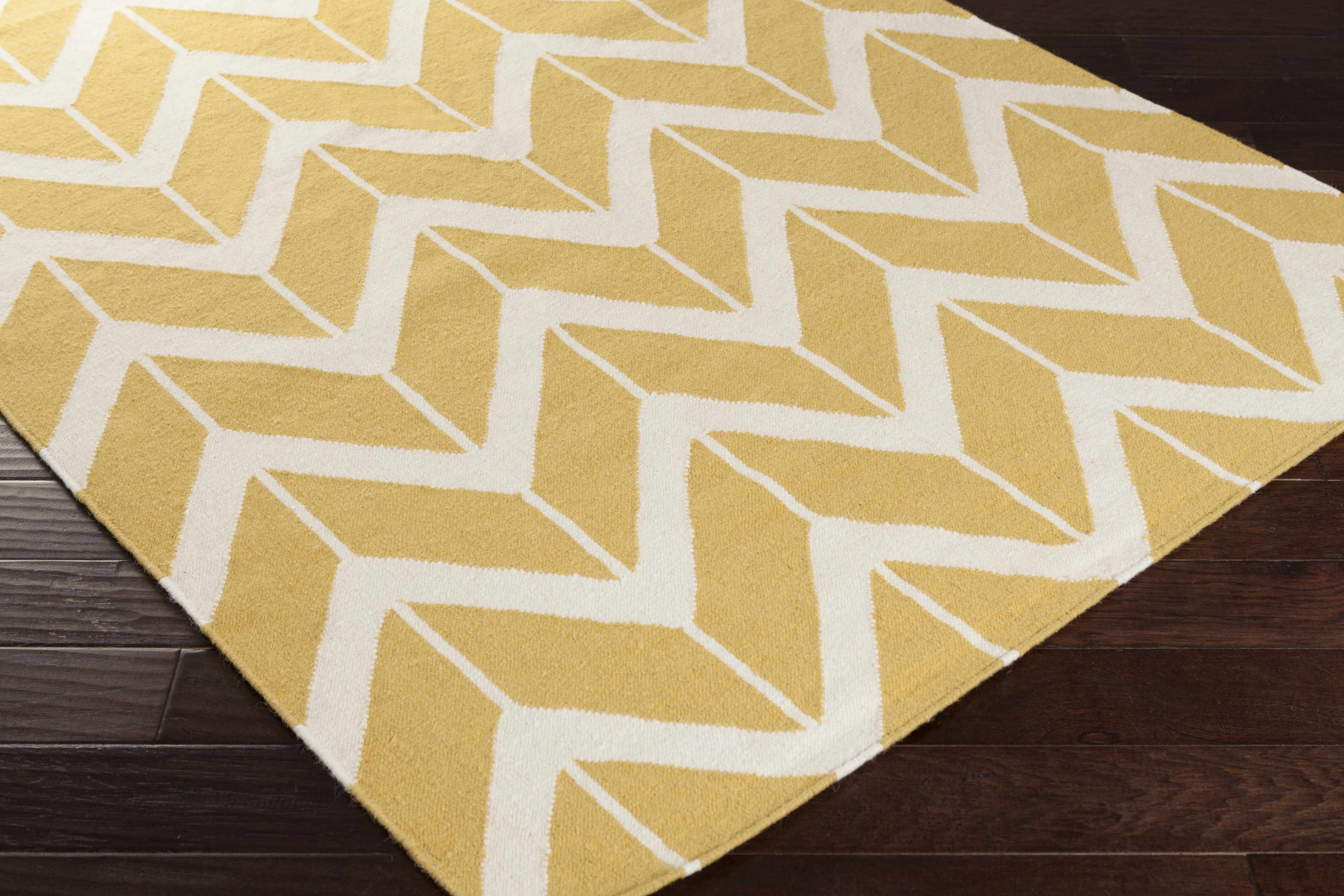 Dallesport Runner Rug