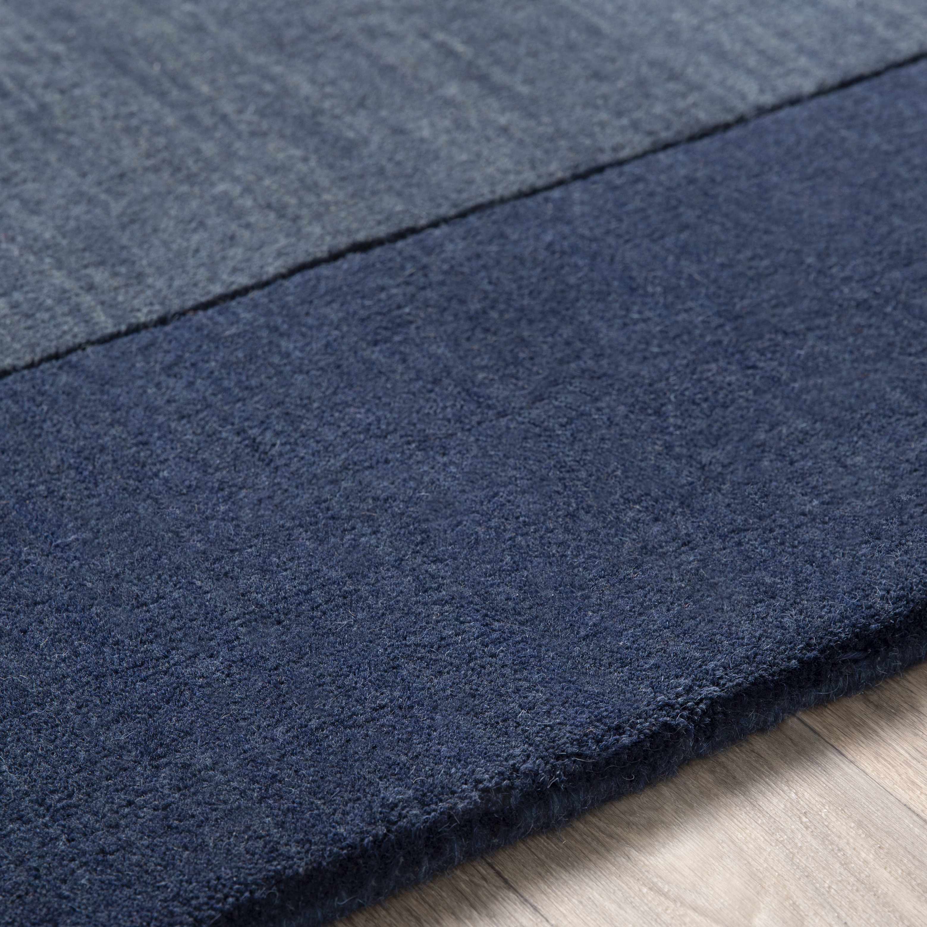 Fingerhut Runner Rug